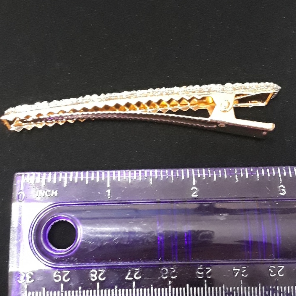 Crystal / Silver Embellished Hair Clip Barrett - Picture 2 of 2